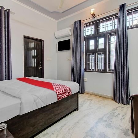 Oyo Flagship 81130 Vanya Guest House Jaipur Luaran gambar