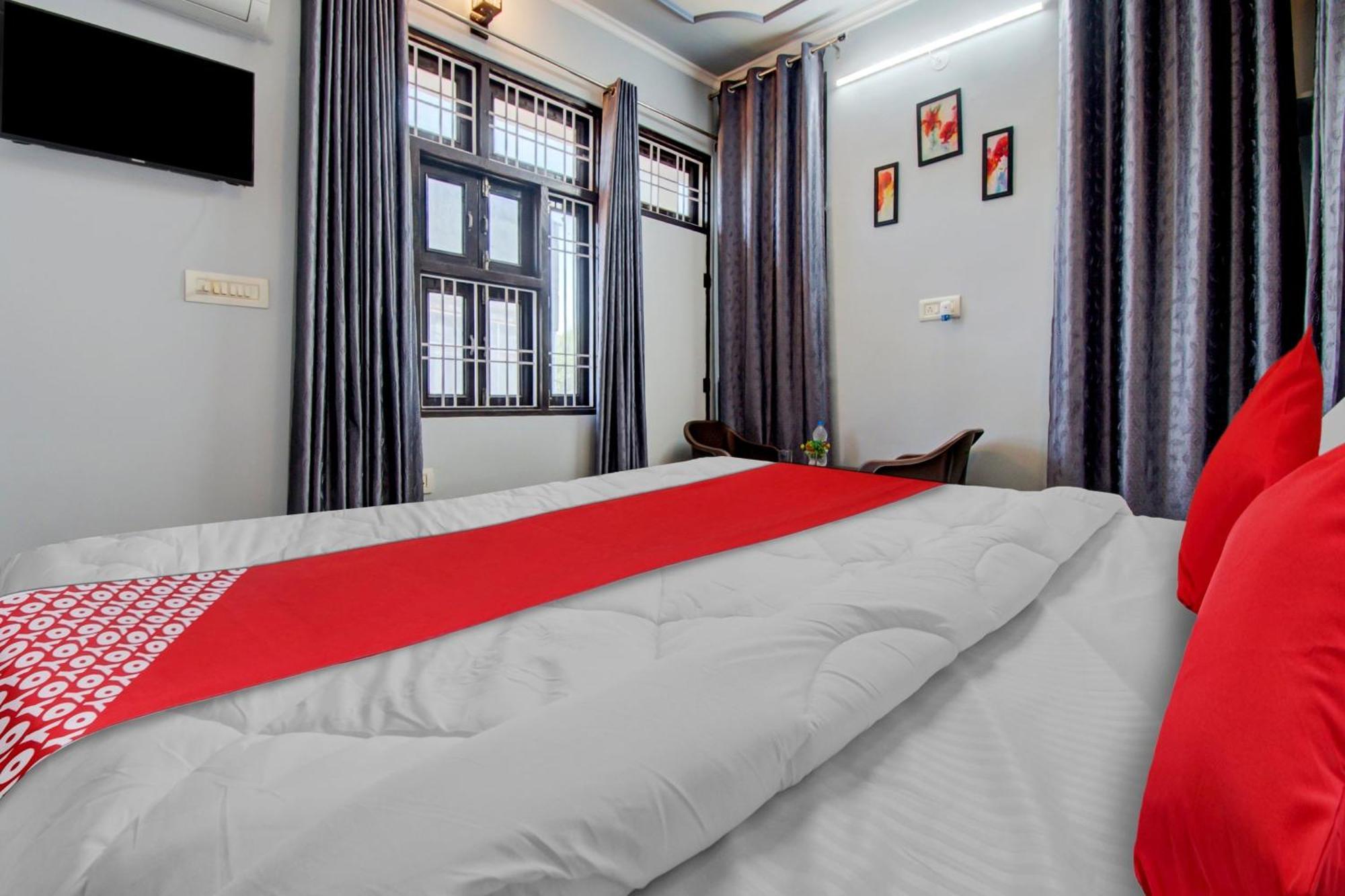 Oyo Flagship 81130 Vanya Guest House Jaipur Luaran gambar