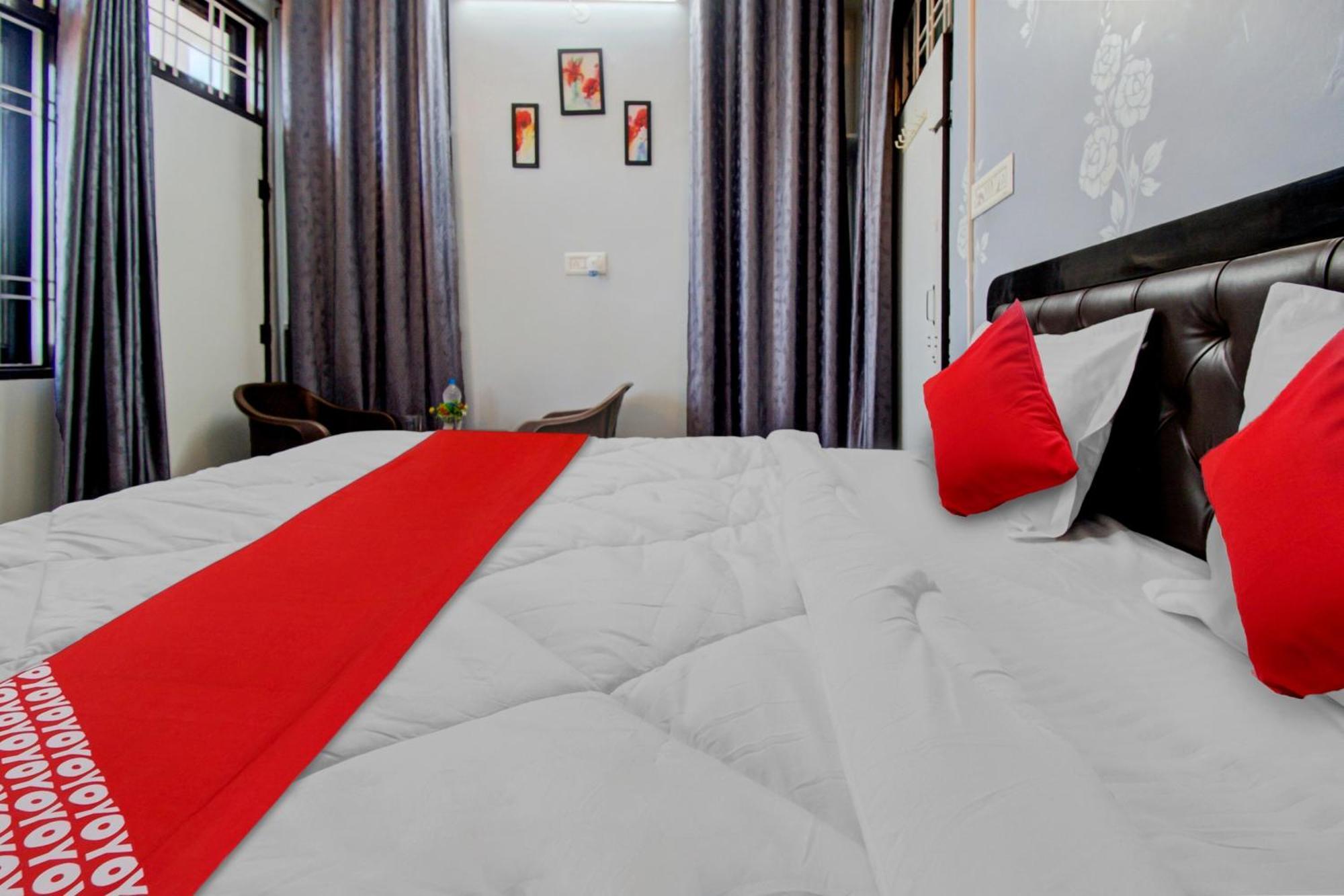 Oyo Flagship 81130 Vanya Guest House Jaipur Luaran gambar
