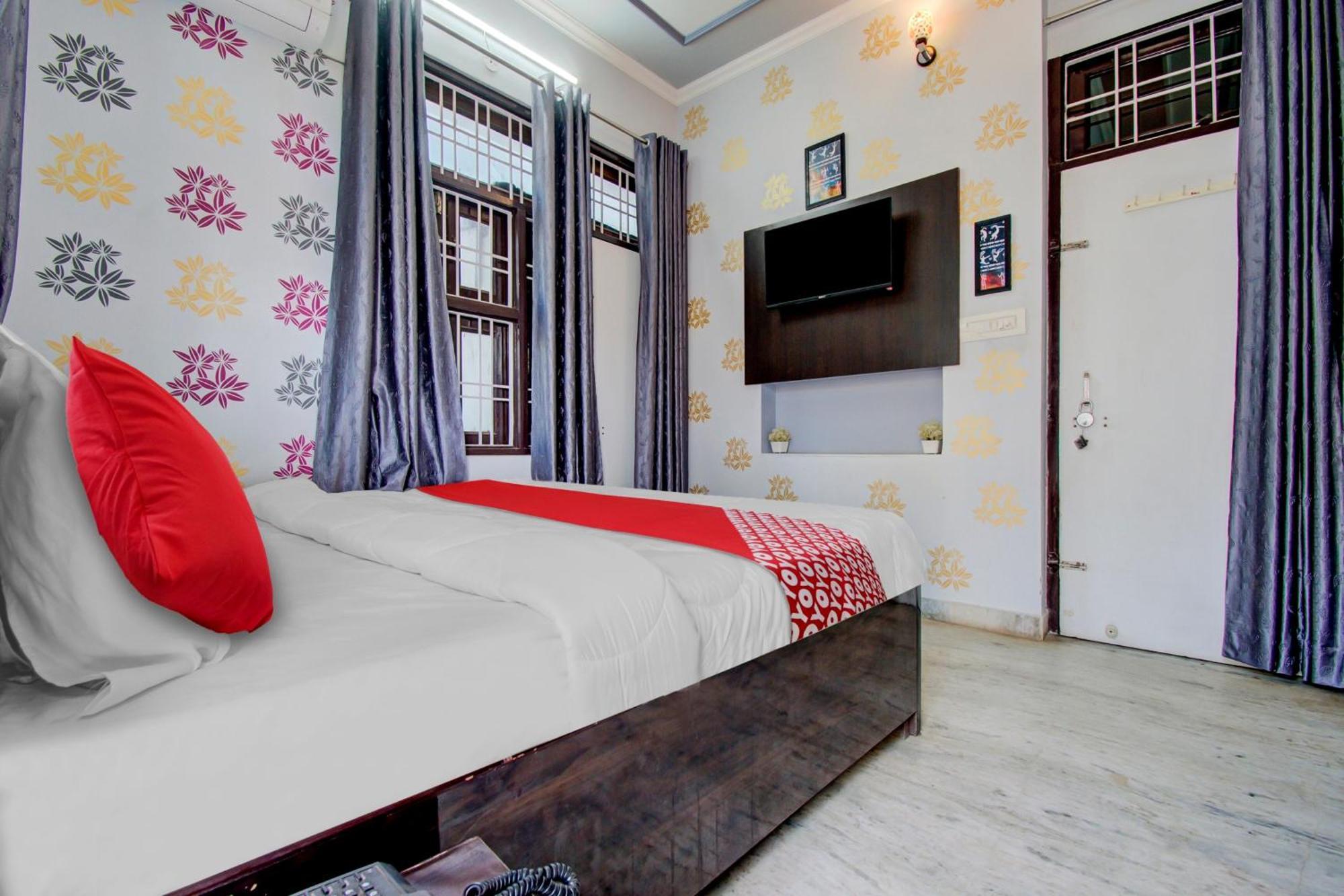 Oyo Flagship 81130 Vanya Guest House Jaipur Luaran gambar