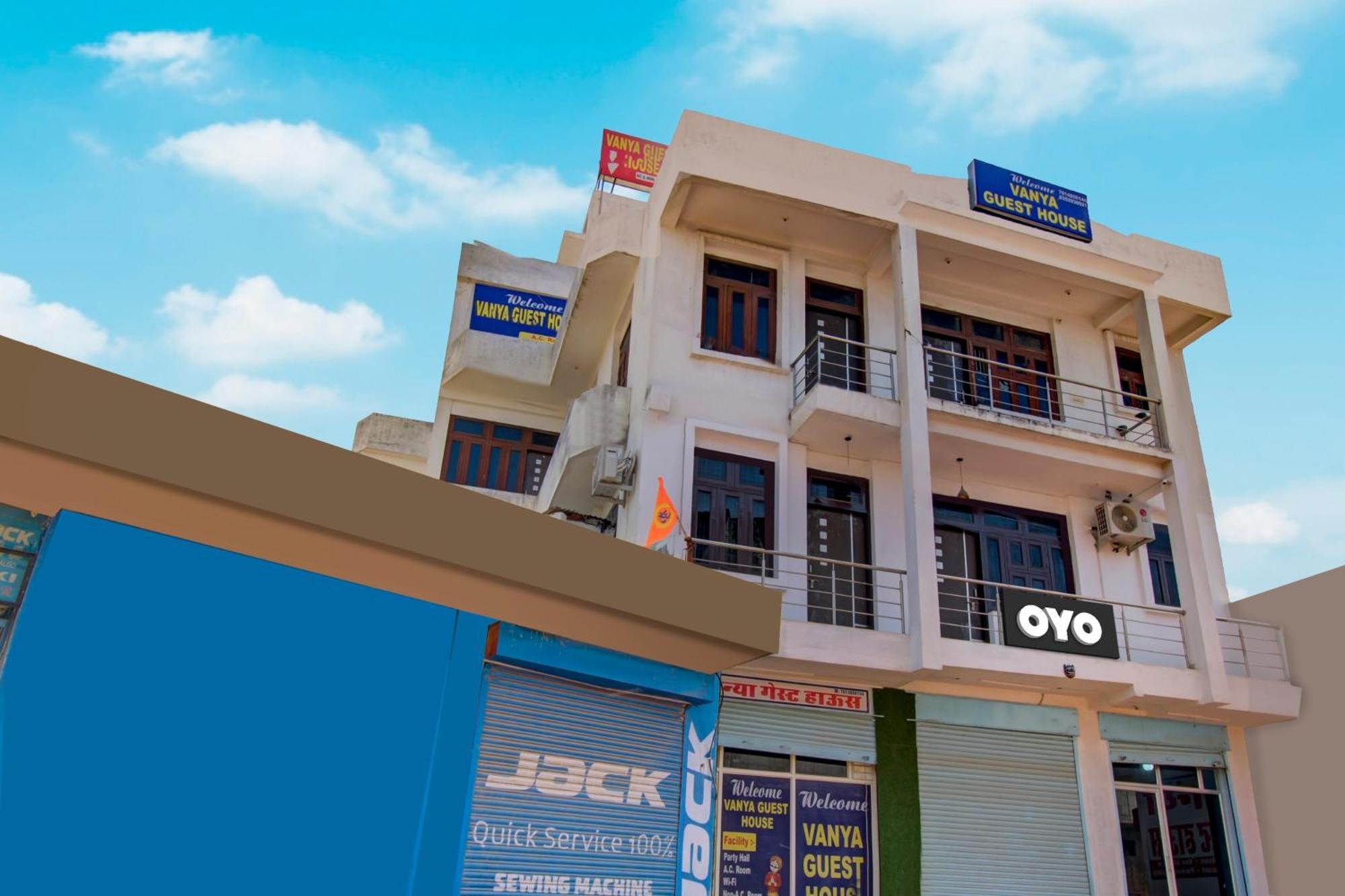 Oyo Flagship 81130 Vanya Guest House Jaipur Luaran gambar