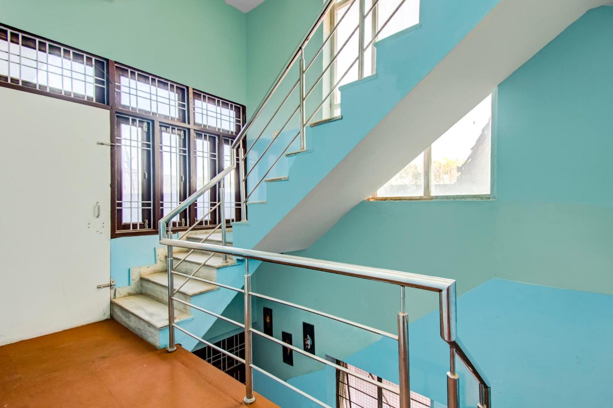 Oyo Flagship 81130 Vanya Guest House Jaipur Luaran gambar
