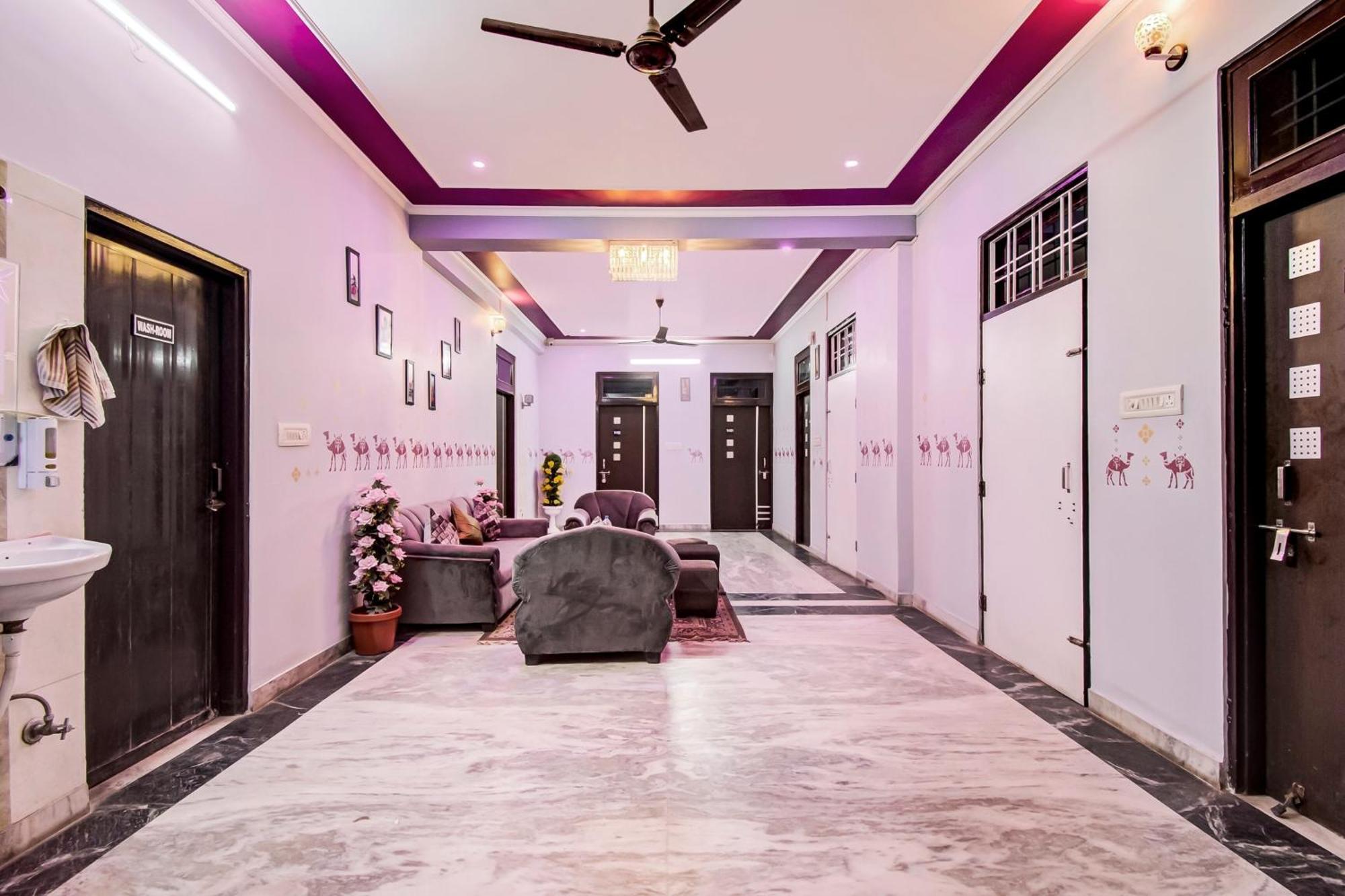 Oyo Flagship 81130 Vanya Guest House Jaipur Luaran gambar